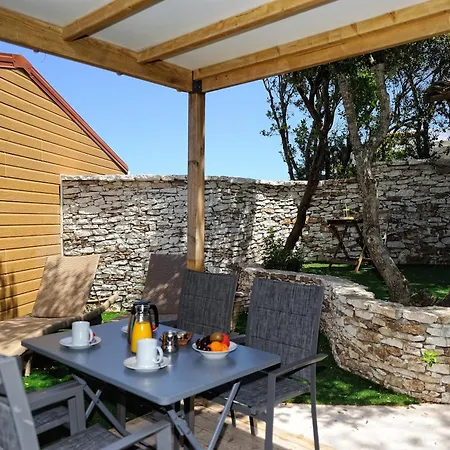 Les De La Sophia 3* 보니파시오