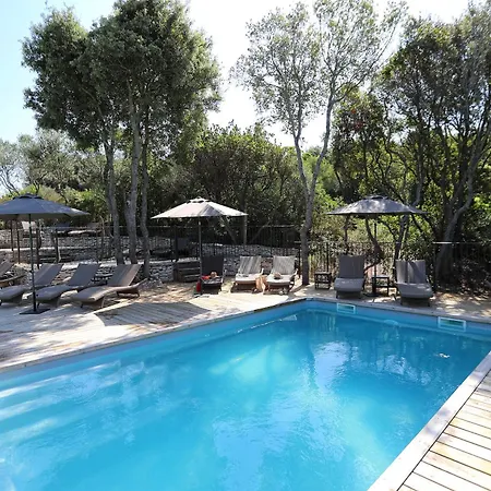 Les De La Sophia Lägenhetshotell 3*